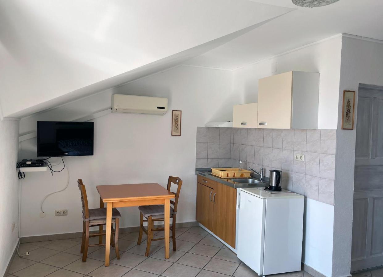 Apartment Anic Karlobag Dış mekan fotoğraf